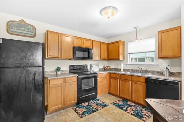 $165,000 | 406 South Church Street, Unit 522, St. Peters, MO 63376