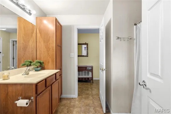 $165,000 | 406 South Church Street, Unit 522, St. Peters, MO 63376