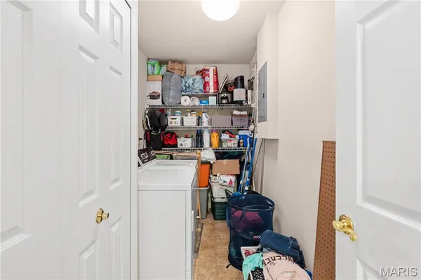 $165,000 | 406 South Church Street, Unit 522, St. Peters, MO 63376