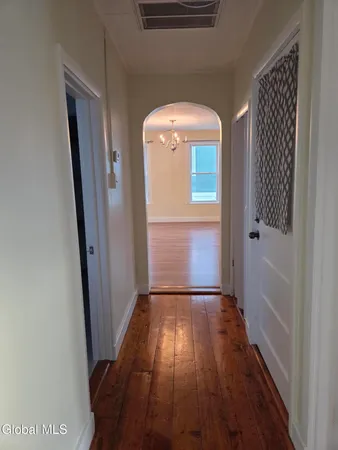 $2,450 | 669 Pawling Avenue, Unit 3, Troy, NY 12180