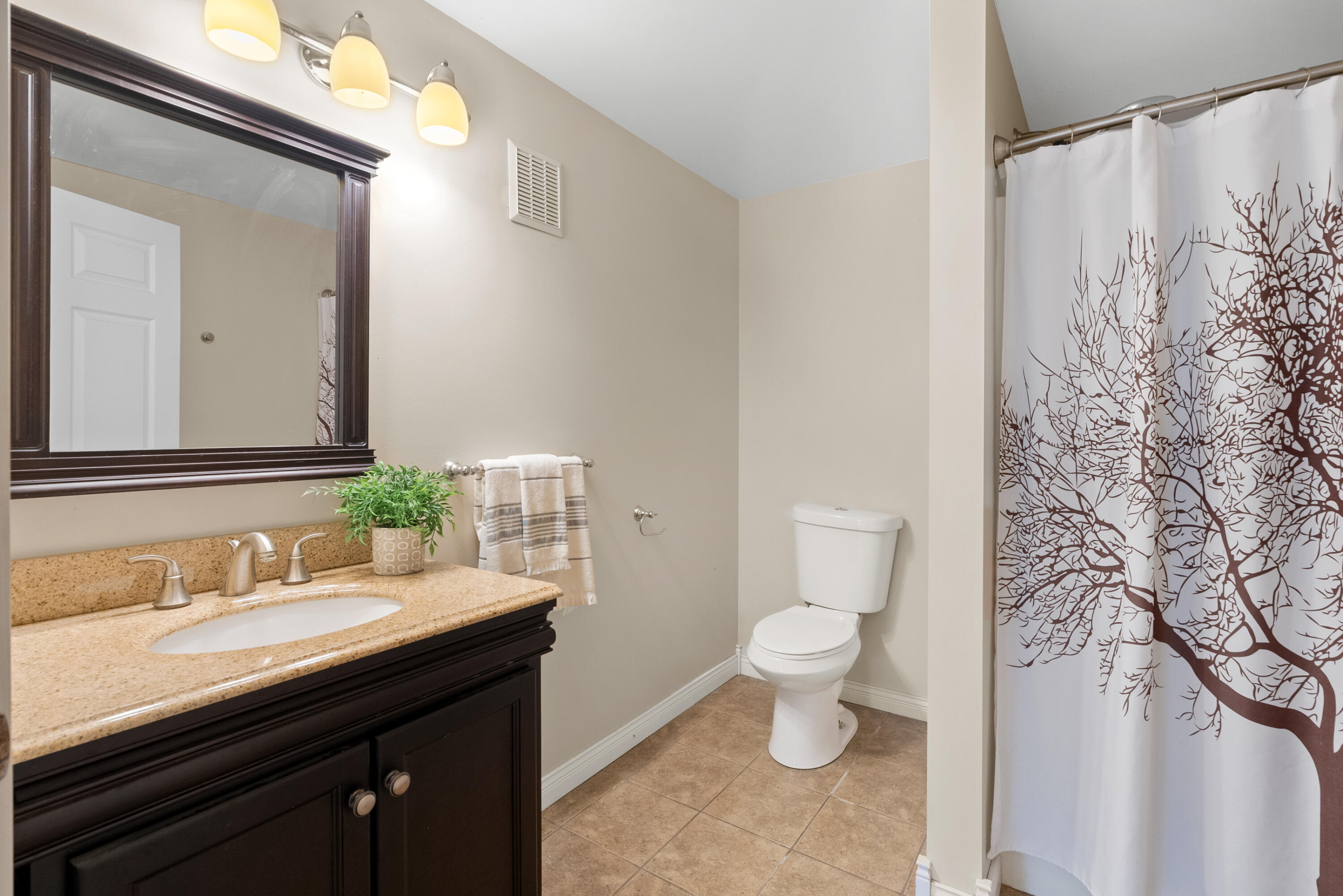 9622 West R Avenue Mattawan, MI 49071 - Photo 46 of 74 Full Bath