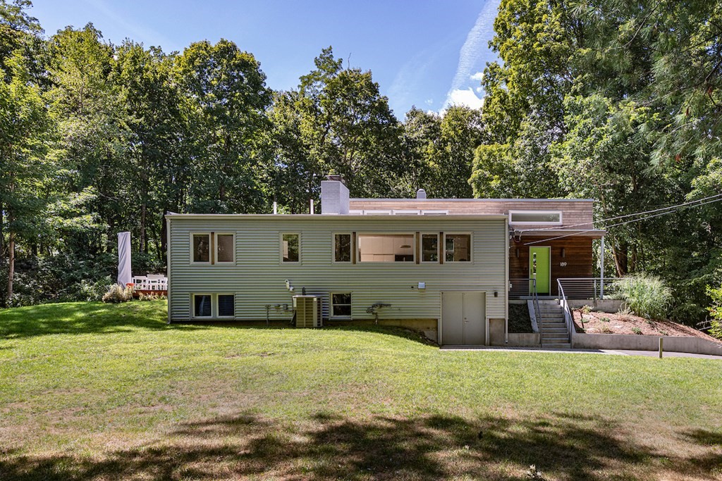 189 Plain Road Wayland, MA 01778 - Photo 2 of 30