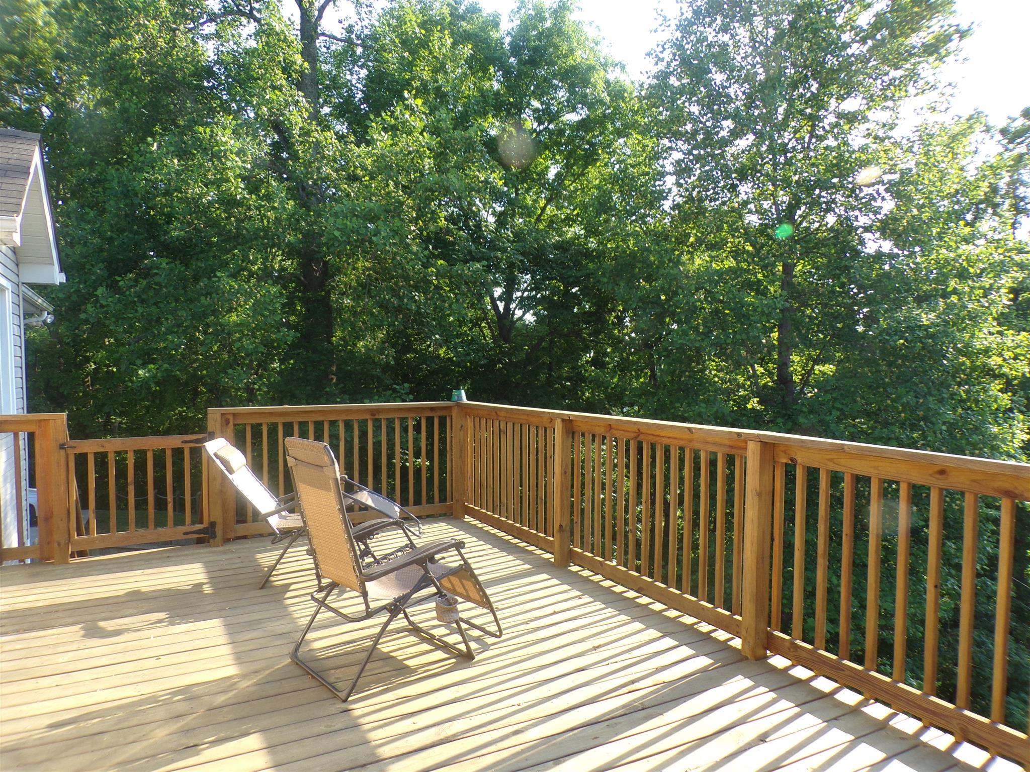 1190 Rhotons Chapel Road Manchester, TN 37355 - Photo 20 of 27 a view of balcony with wooden floor and outdoor space
