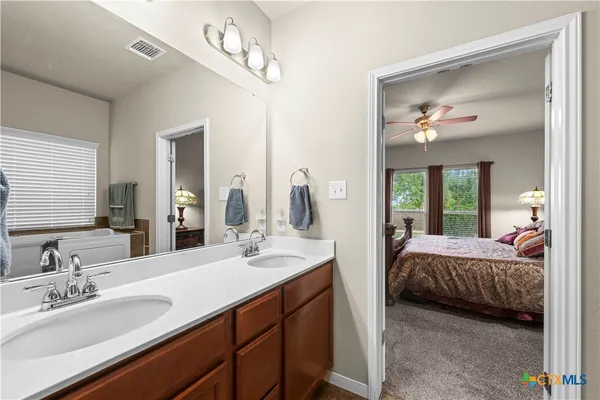 $279,000 | 5918 Blackstone Drive, Temple, TX 76502