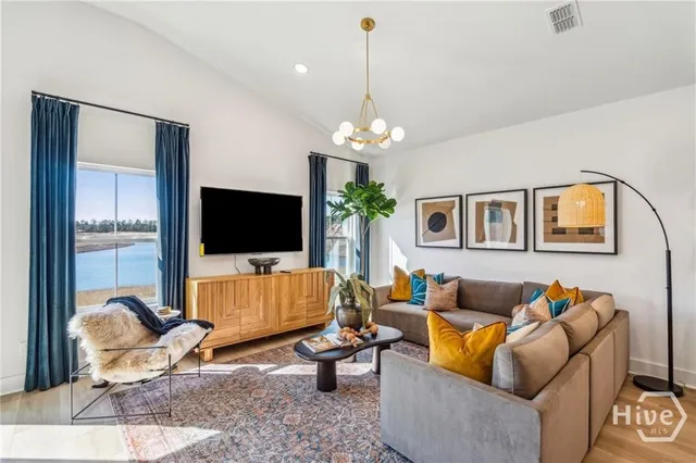 $354,900 | 306 Kingswood Circle, Savannah, GA 31302