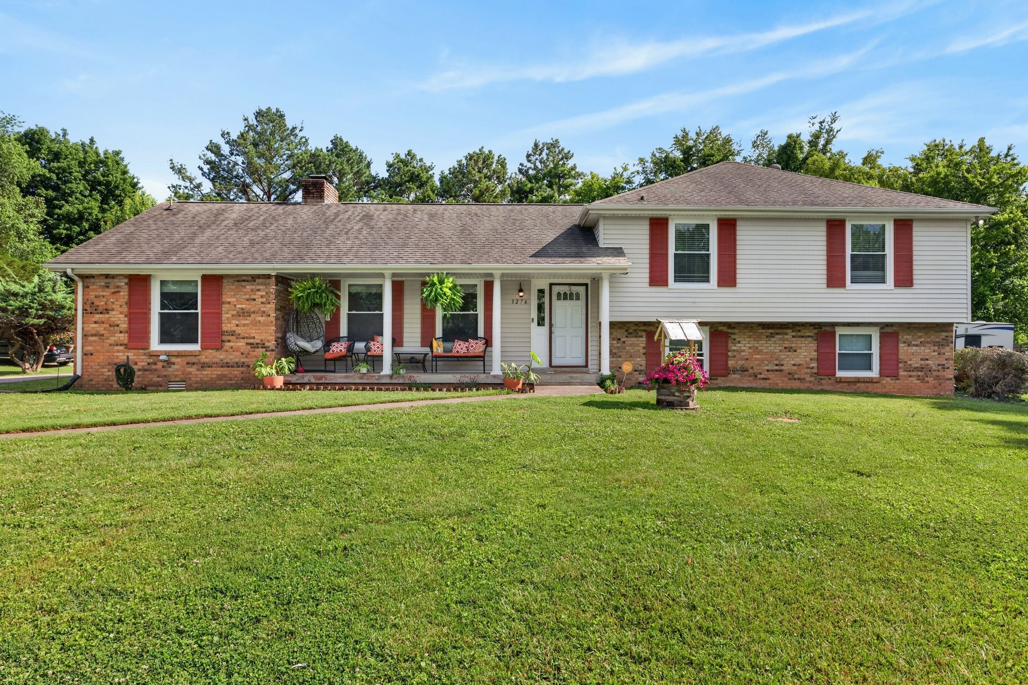 3276 Trough Springs Road Clarksville, TN 37043 - Photo 3 of 34