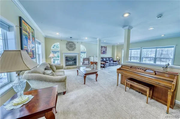 $849,000 | 6174 Fairview Lane, Great Valley, NY 14741