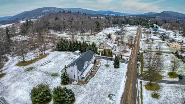 $849,000 | 6174 Fairview Lane, Great Valley, NY 14741