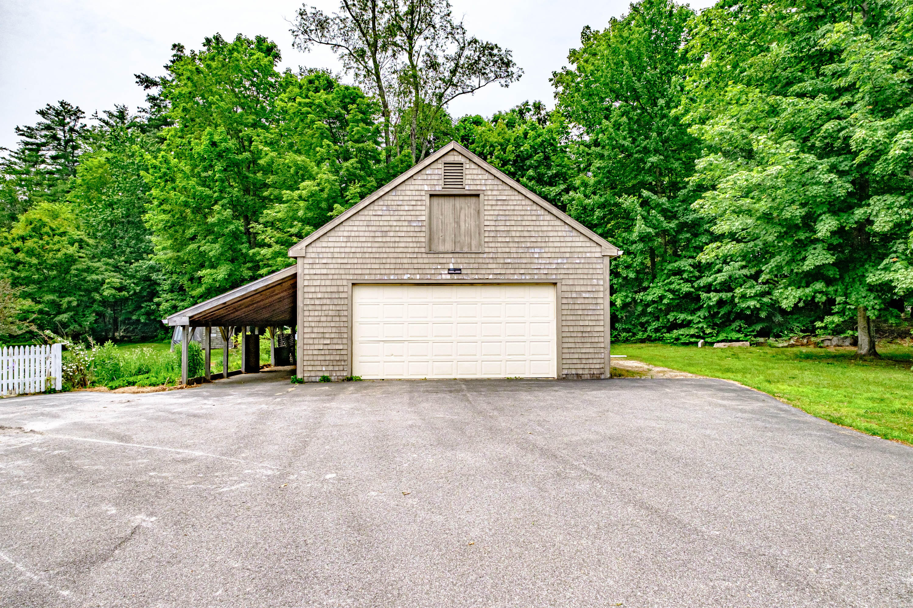 162 Blanchard Road Cumberland, ME 04021 - Photo 4 of 41 Detached Garage