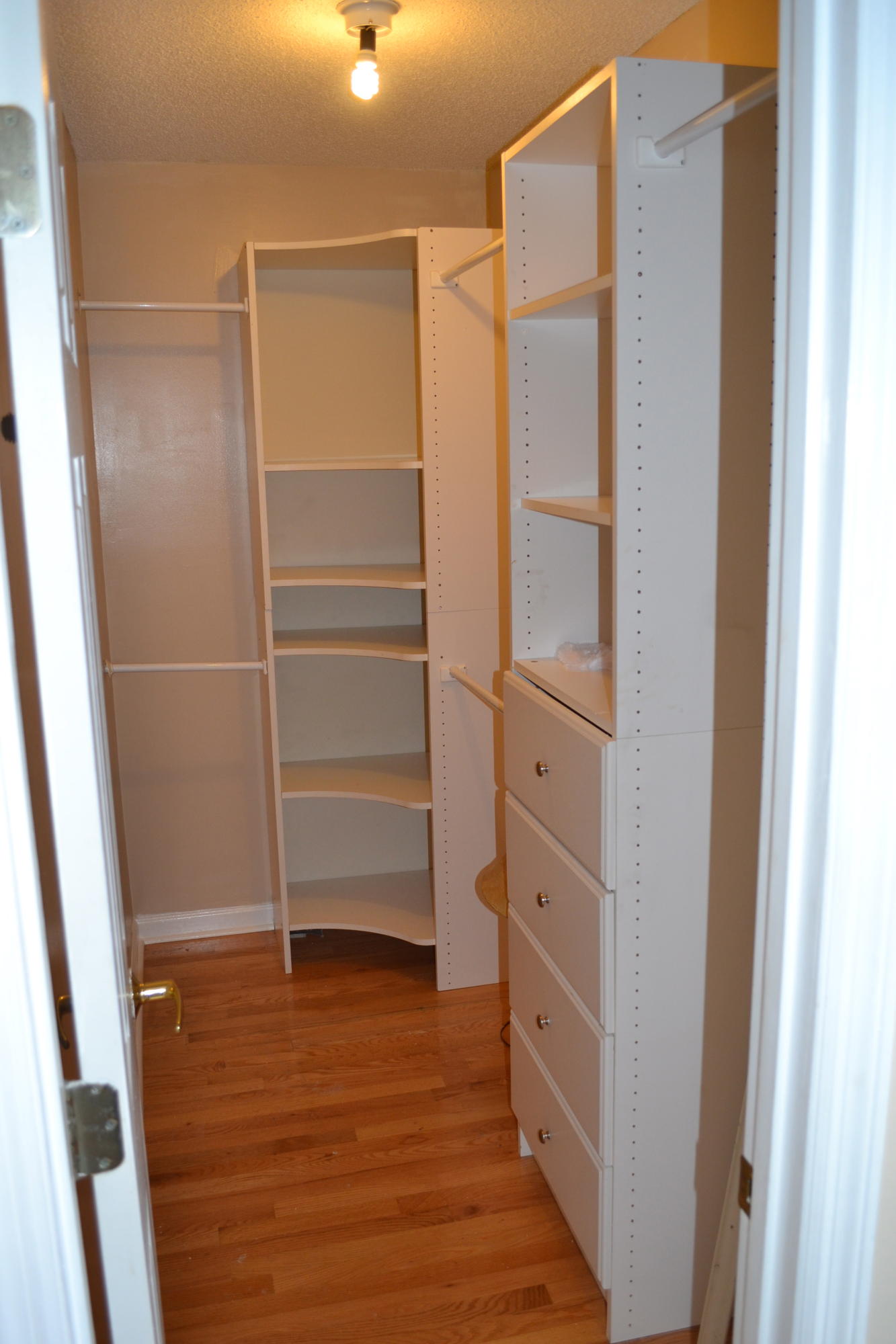 3266 Tabor Road Mount Pleasant, SC 29466 - Photo 6 of 17 Master walkin closet