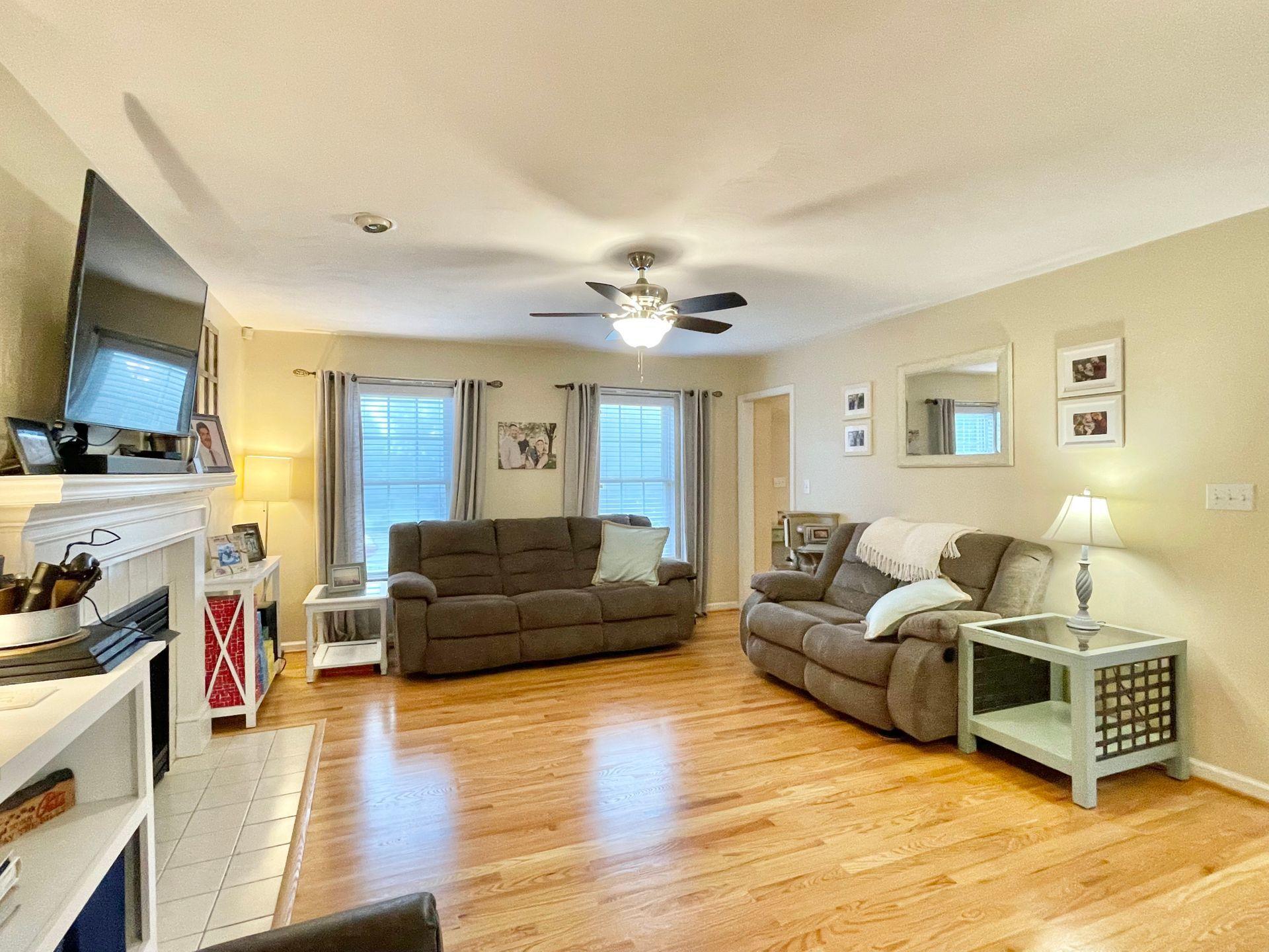 537 Ridgecrest Lane Roanoke, VA 24019 - Photo 11 of 55 10