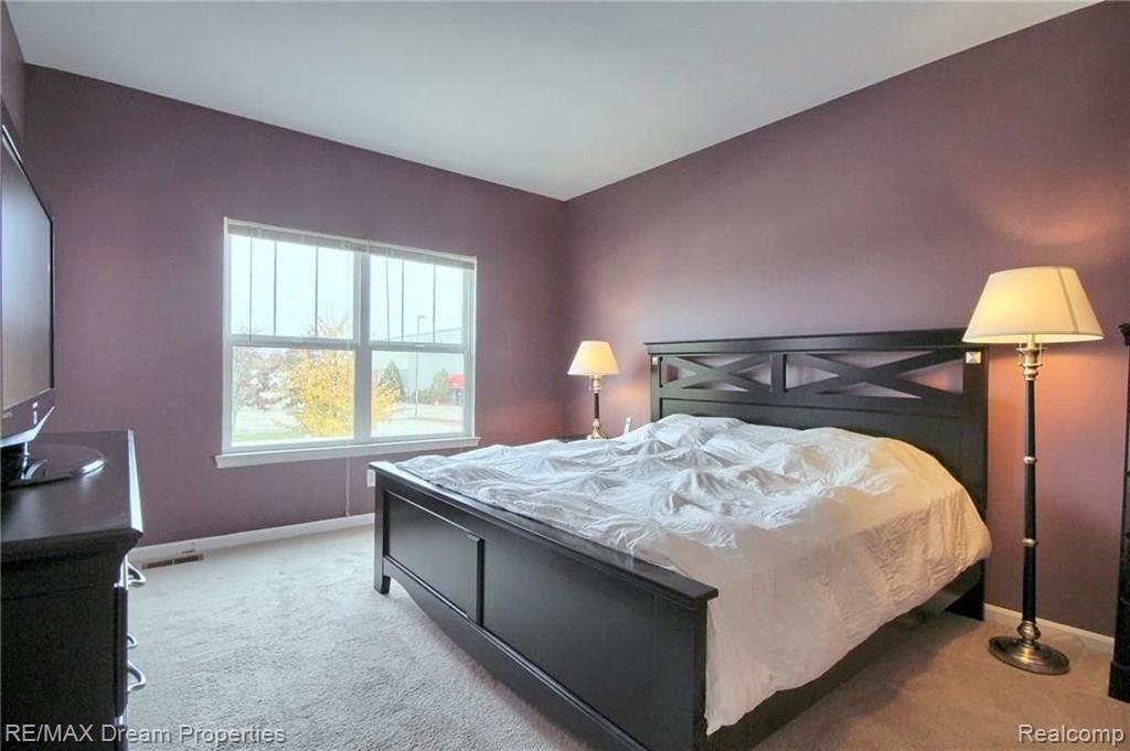 41584 Hamlet Lane Novi, MI 48375 - Photo 21 of 26