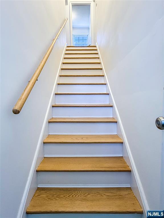 63 West Hudson Avenue, Unit C5 Englewood, NJ 07631 - Photo 2 of 19 a view of entryway