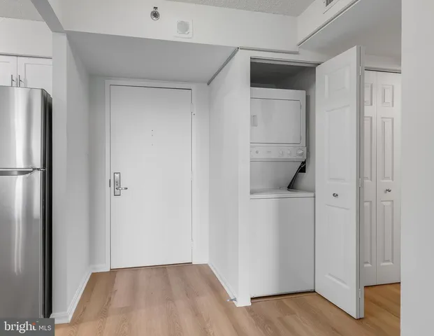 $269,900 | 10101 Grosvenor Place, Unit 1519, Rockville, MD 20852