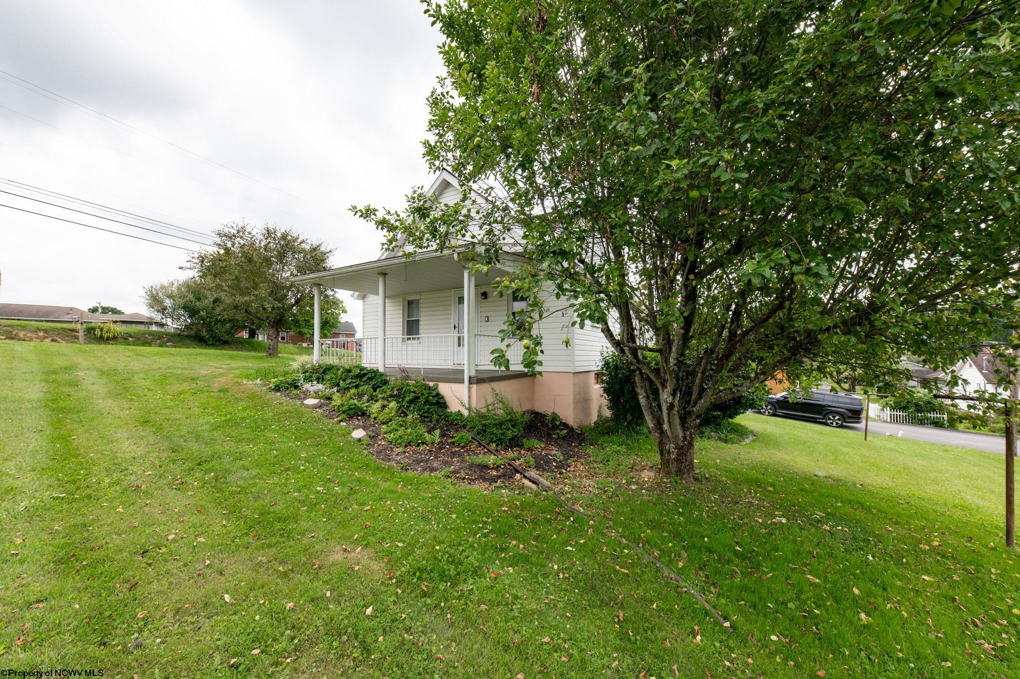 113 Miller Road Kingwood, WV 26537 - Photo 3 of 22 Gallery Image 3
