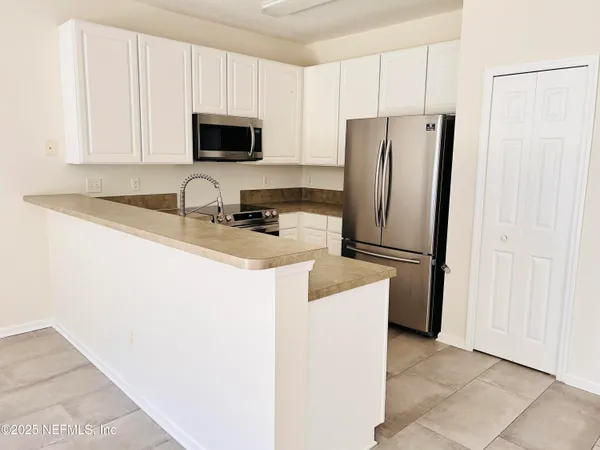 $245,000 | 8617 Ribbon Falls Lane, Jacksonville, FL 32244