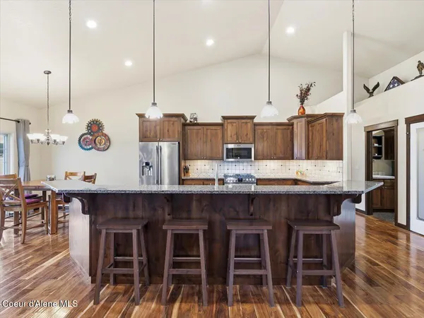 $1,179,000 | 15468 North Pristine Circle, Rathdrum, ID 83858