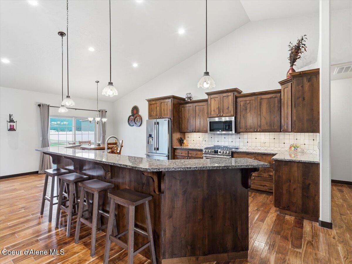 15468 North Pristine Circle Rathdrum, ID 83858 - Photo 20 of 55 24-Kitchen