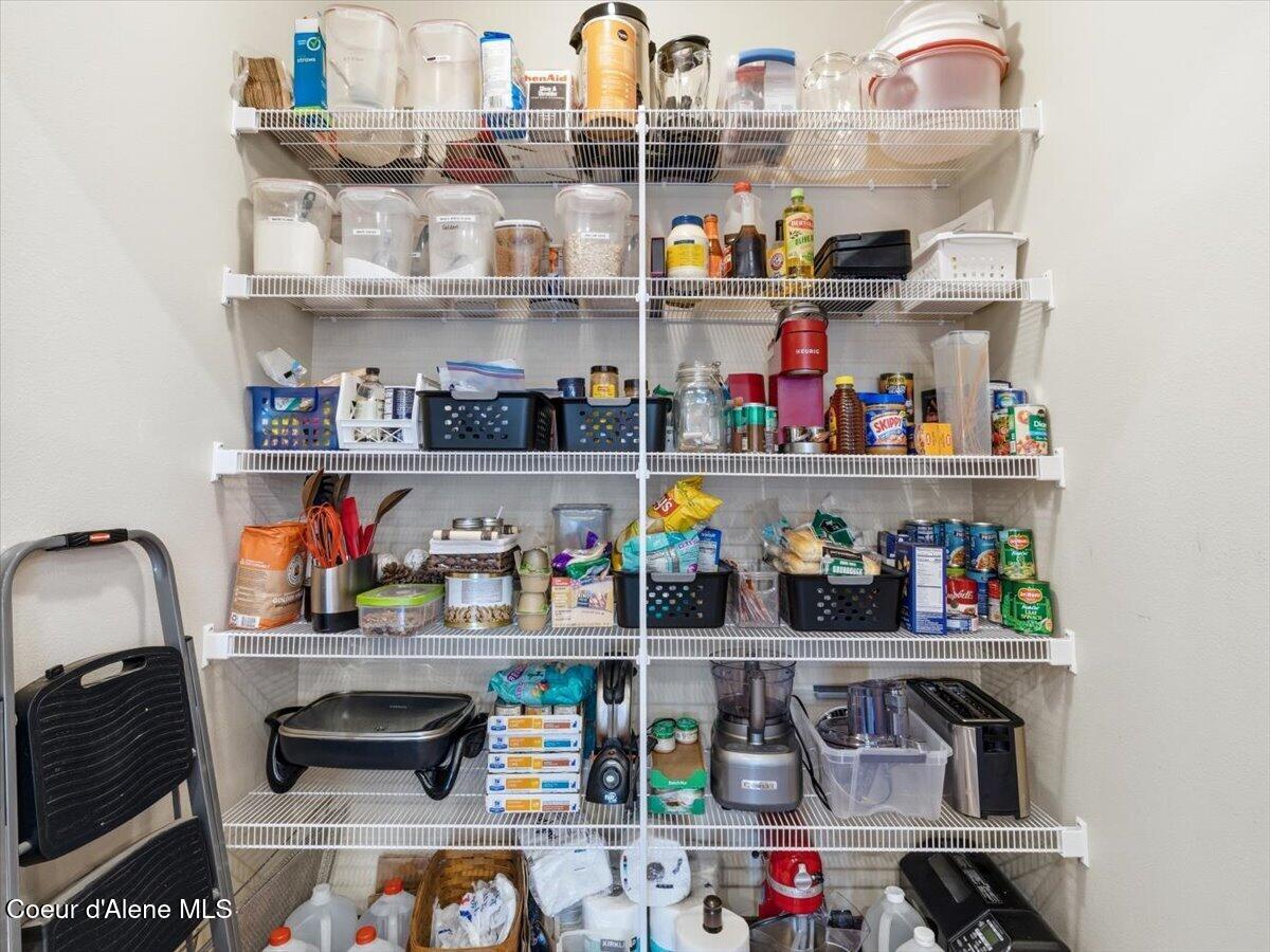 15468 North Pristine Circle Rathdrum, ID 83858 - Photo 22 of 55 26-Pantry