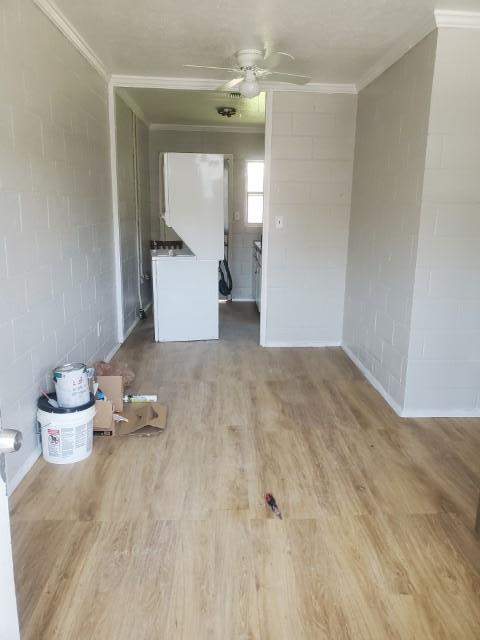 3406 Terminal Street, Unit 3 Columbus, GA 31906 - Photo 22 of 30 a view of a room that has a bench and a potted plant