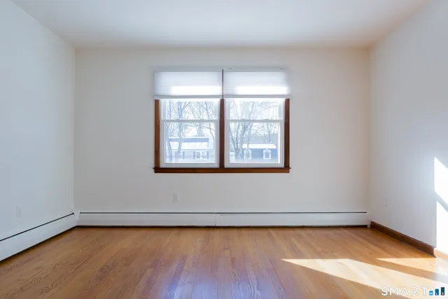 $975,000 | 845 Mountain Laurel Road, Fairfield, CT 06824