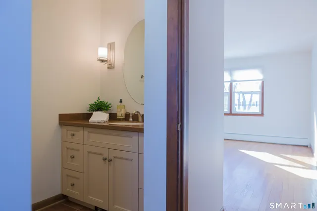 $975,000 | 845 Mountain Laurel Road, Fairfield, CT 06824