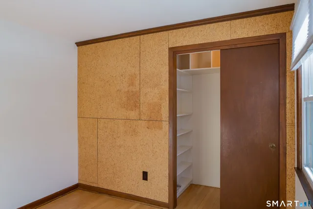 $975,000 | 845 Mountain Laurel Road, Fairfield, CT 06824