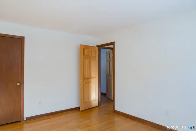 $975,000 | 845 Mountain Laurel Road, Fairfield, CT 06824