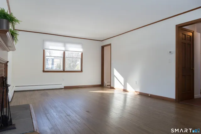 $975,000 | 845 Mountain Laurel Road, Fairfield, CT 06824