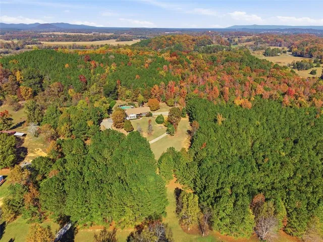 $1,150,000 | 301 Switch Road Southwest, Calhoun, GA 30701