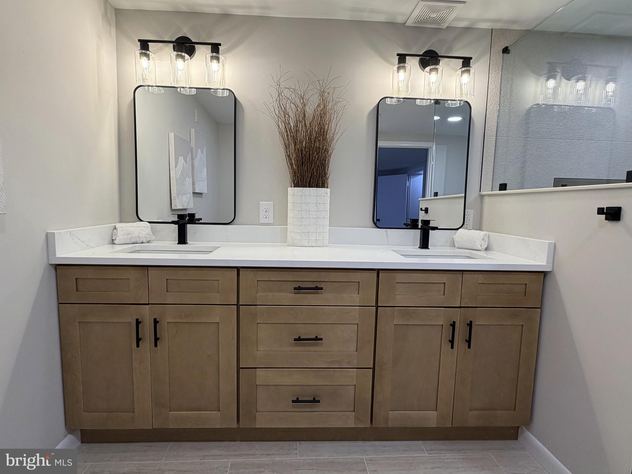 233 Sunset Circle Cross Junction, VA 22625 - Photo 31 of 46 NEW Quartz Vanity with Dual Sinks in Primary BA