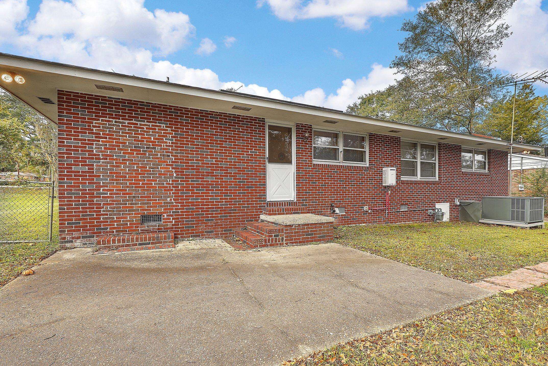 1107 Yeamans Hall Road Hanahan, SC 29410 - Photo 27 of 32 27
