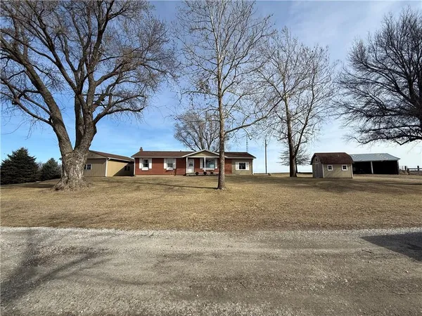 $365,000 | 2361 340th Road, White Cloud, KS 66094