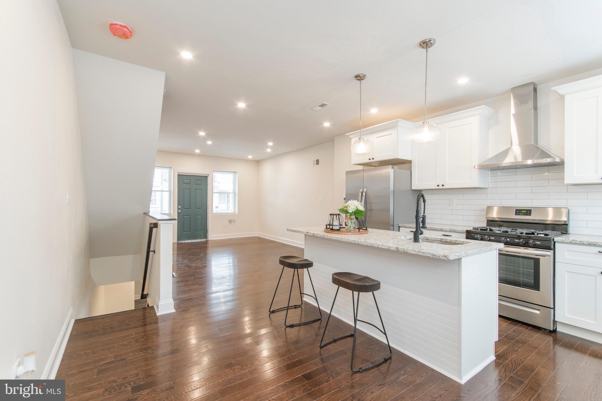 5646 Ridgewood Street Philadelphia, PA 19143 - Photo 2 of 33 Gallery Image 2