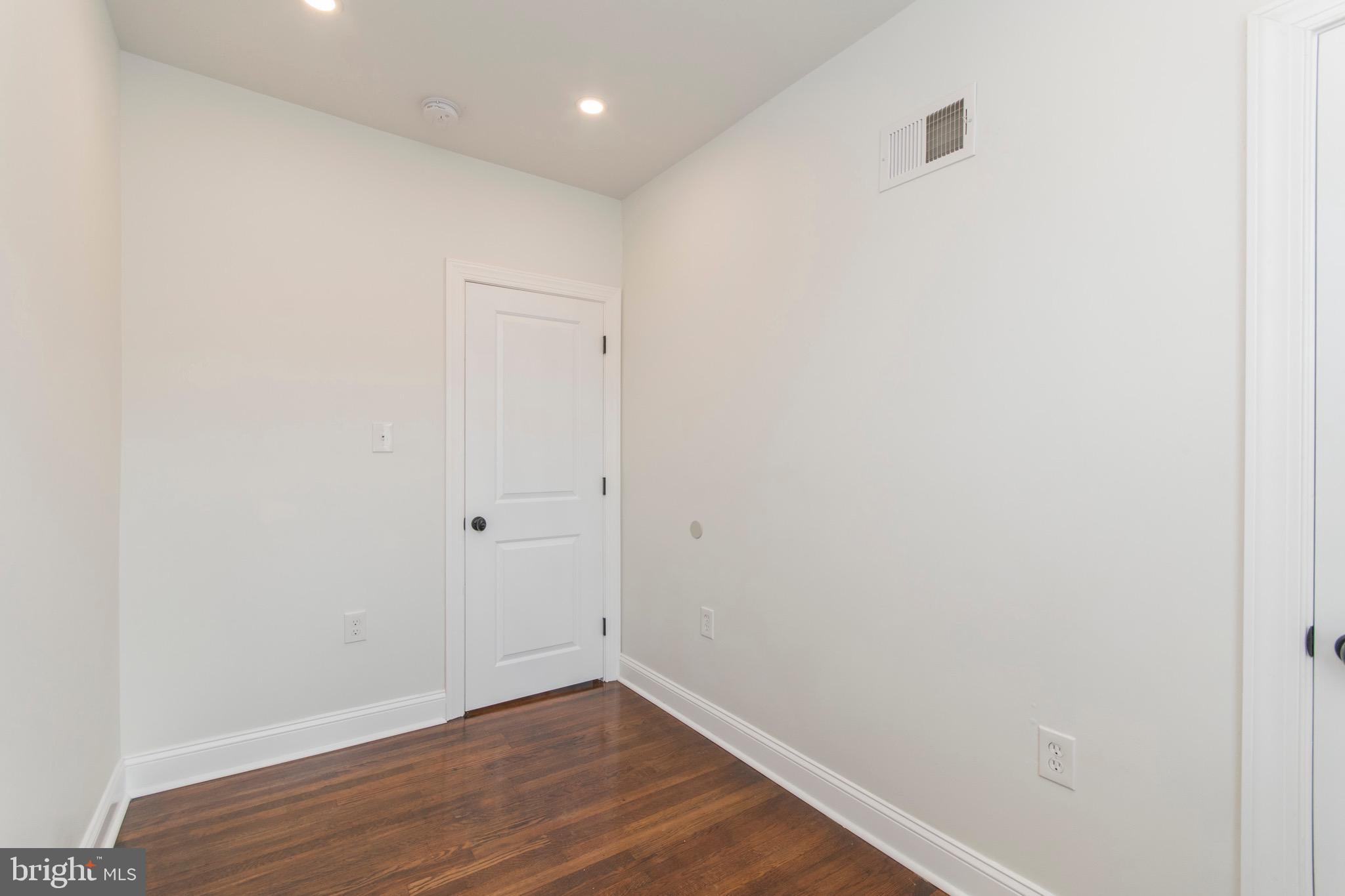 5646 Ridgewood Street Philadelphia, PA 19143 - Photo 17 of 33 Gallery Image 17