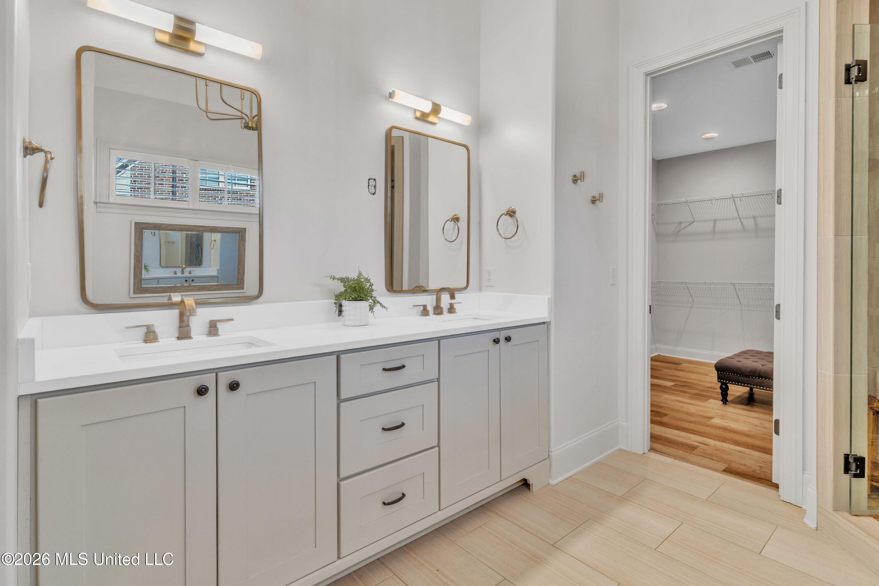 4342 Robinson Loop East Olive Branch, MS 38654 - Photo 22 of 45 A1_00691