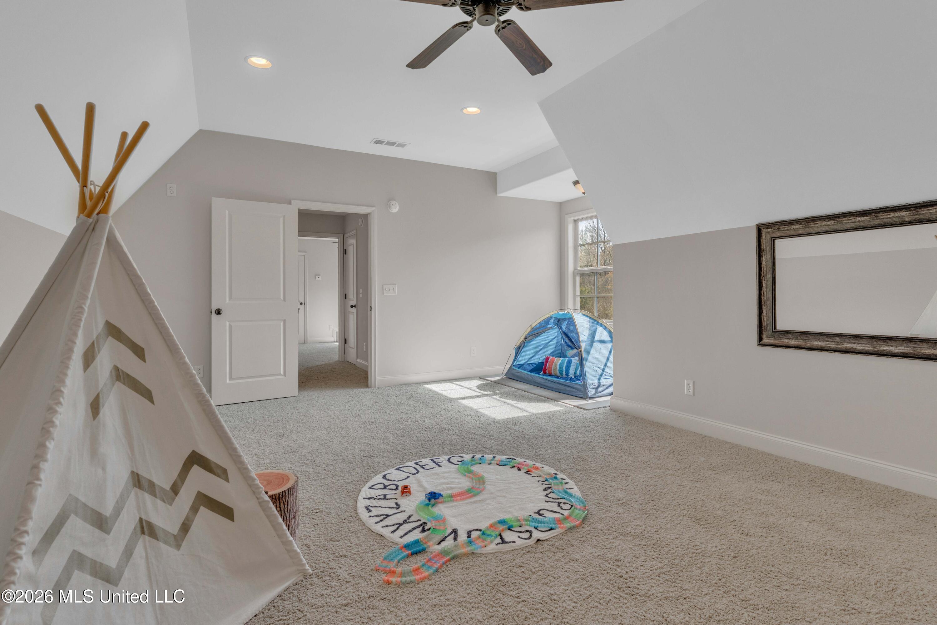 4342 Robinson Loop East Olive Branch, MS 38654 - Photo 35 of 45 A1_00730