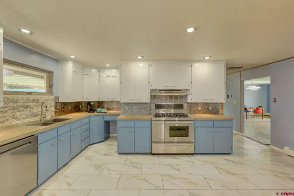 $550,000 | 107 Radio Drive, Trinidad, CO 81082