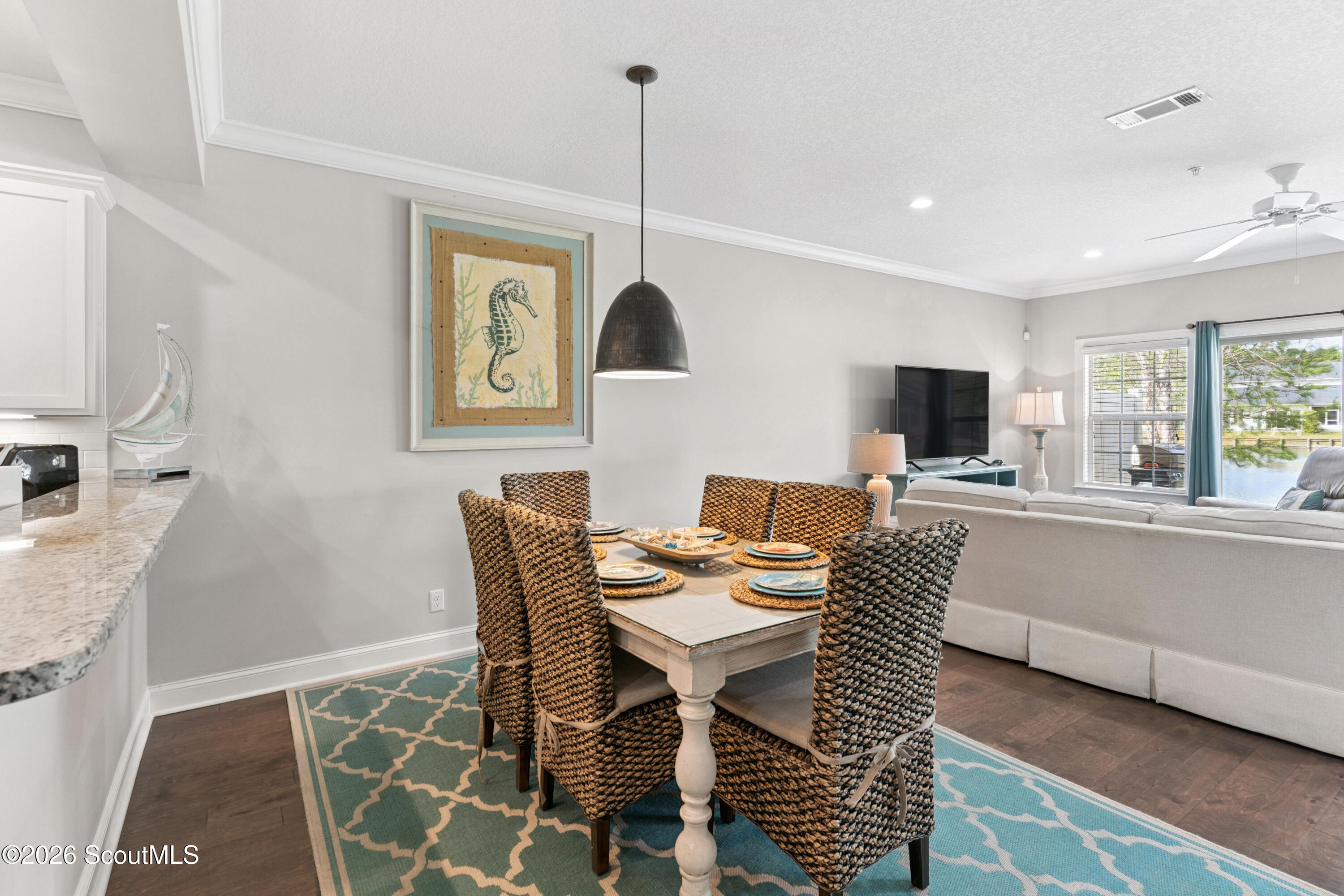 101 Mariners Circle St. Simons Island, GA 31522 - Photo 1 of 35 Dining Area