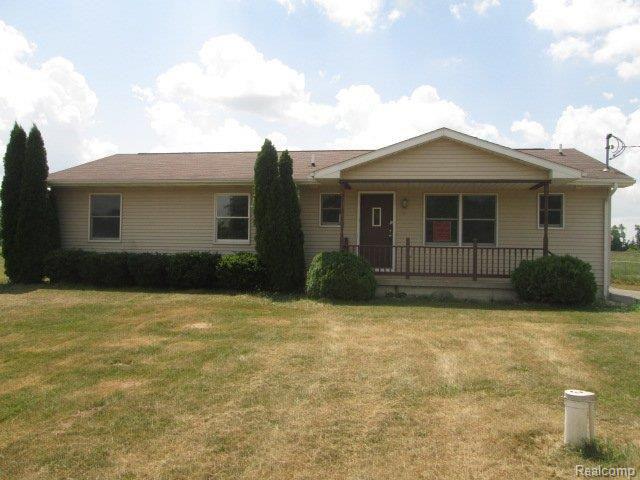 4055 Murphy Lake Road Millington, MI 48746 - Photo 4 of 36 IMG_7606.JPG