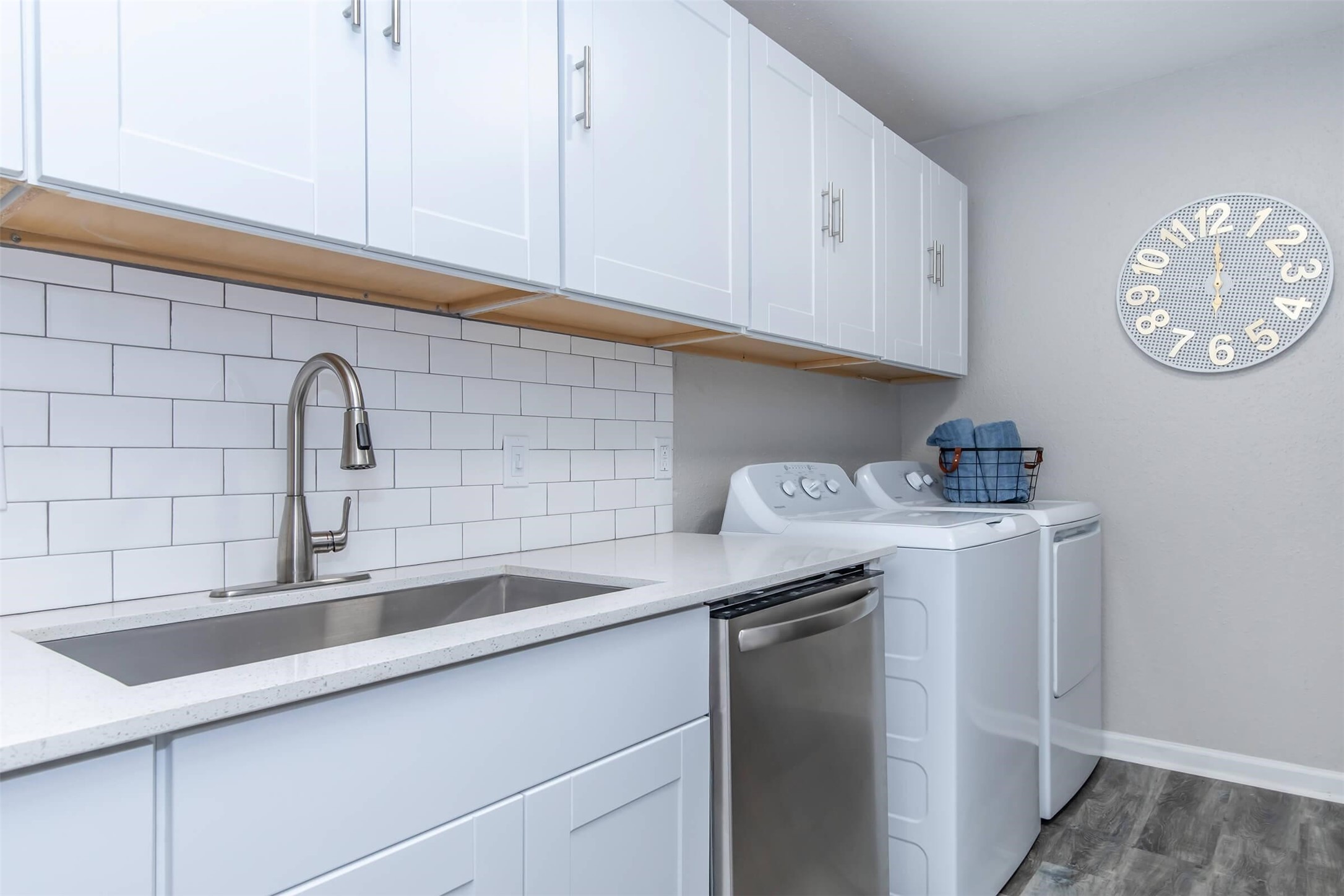 18001 Cypress Trace Road, Unit 102 Houston, TX 77090 - Photo 5 of 32 a close view of sink and tap