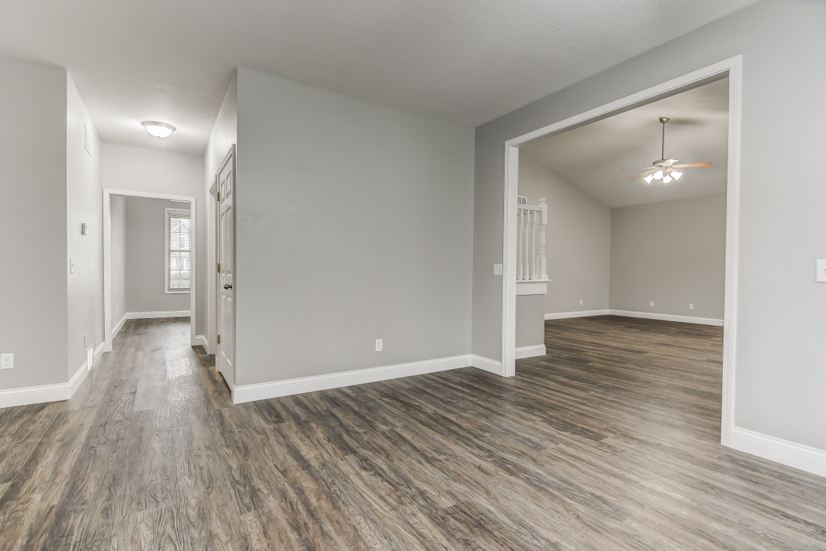 330 Dutchman Way Chatham, IL 62629 - Photo 15 of 43