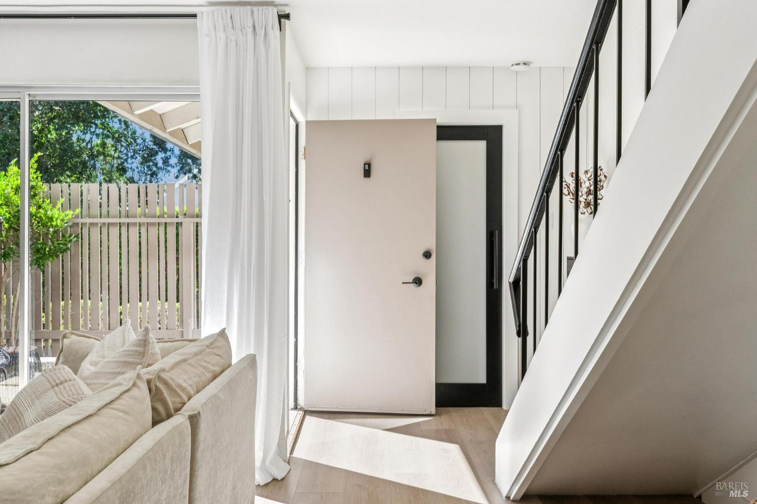 71 Roundtree Boulevard San Rafael, CA 94903 - Photo 10 of 24 Gallery Image 10