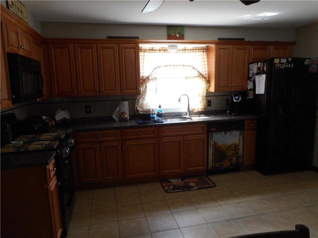 805 Elm Street Woonsocket, RI 02895 - Photo 4 of 23 Gallery Image 4
