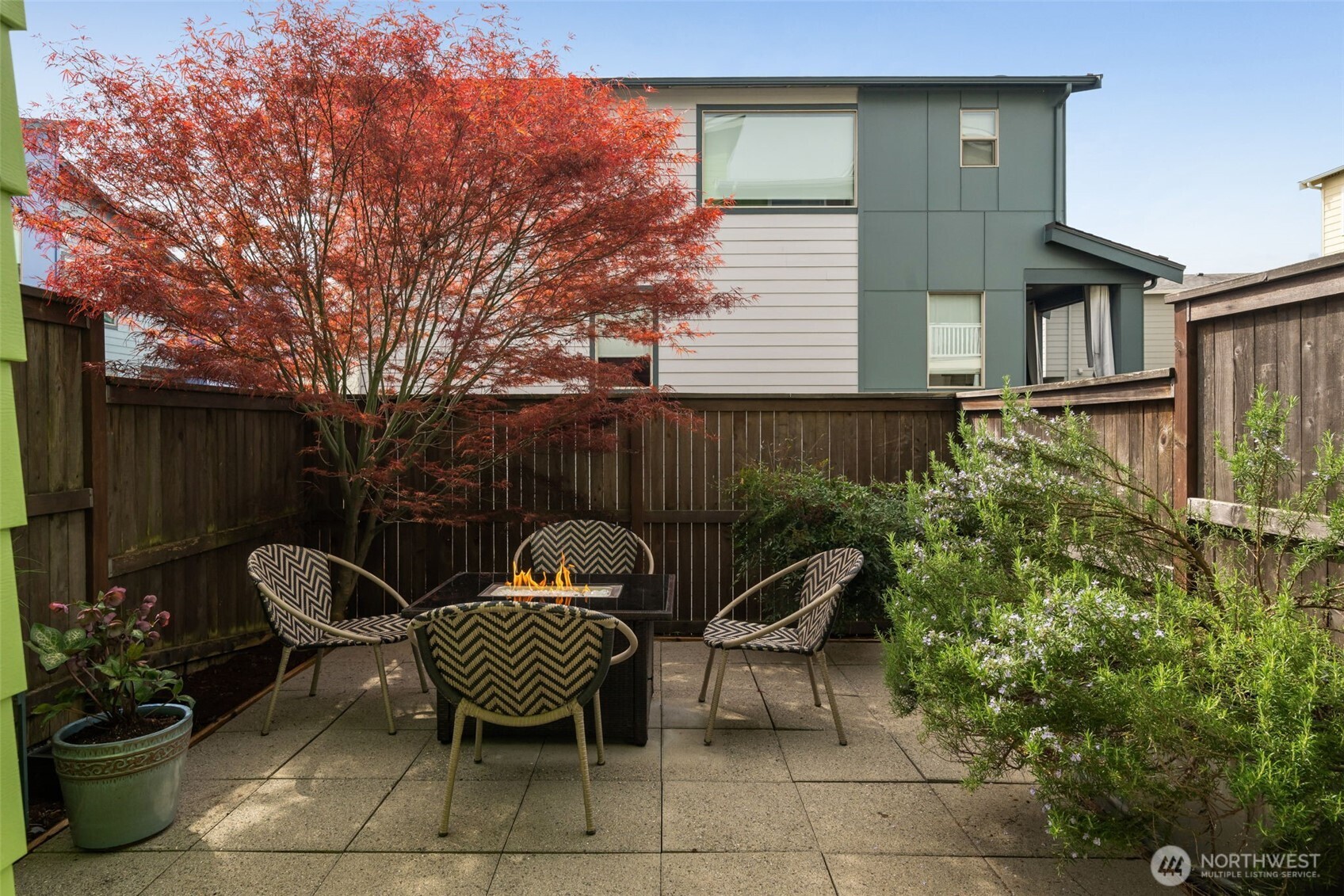 9725 10th Place Southwest Seattle, WA 98106 - Photo 36 of 40