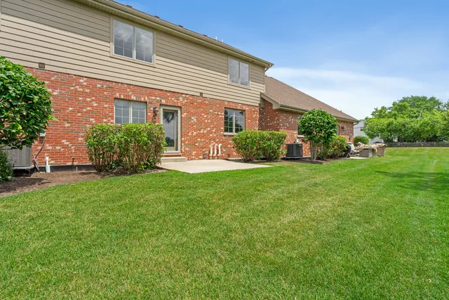 $425,000 | 14903 South Preserve Drive, Lockport, IL 60441
