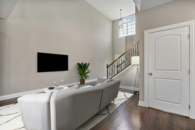 $425,000 | 14903 South Preserve Drive, Lockport, IL 60441