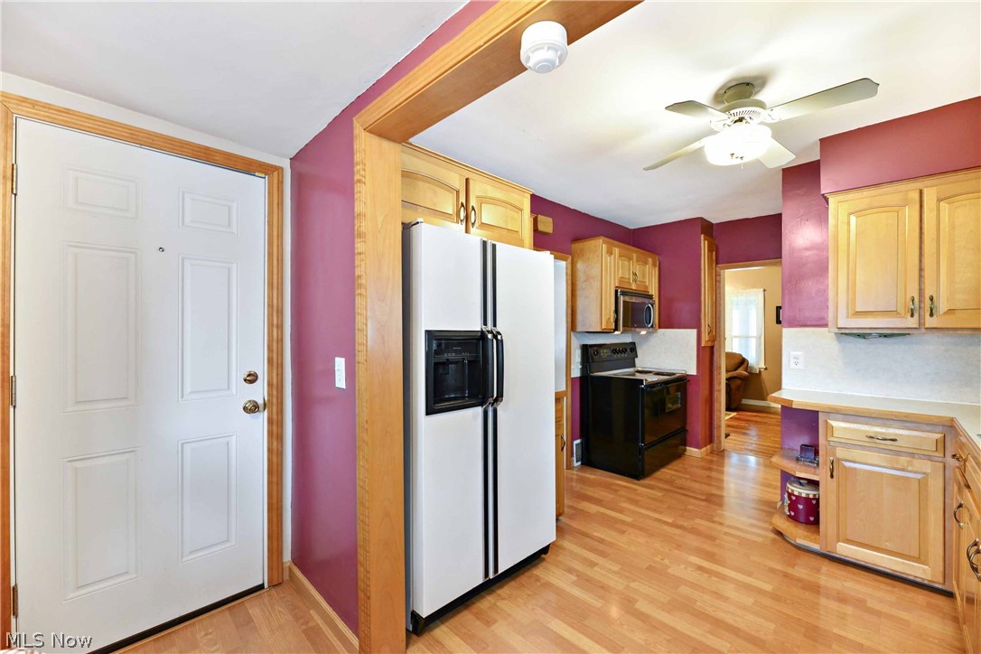 7914 Jameson Road Parma, OH 44129 - Photo 23 of 35