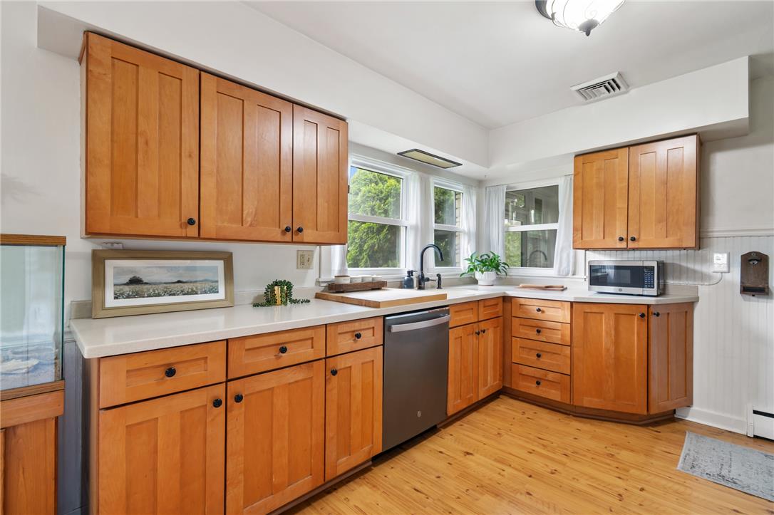 561 West Cherry Road Quakertown, PA 18951 - Photo 4 of 39 Gallery Image 4
