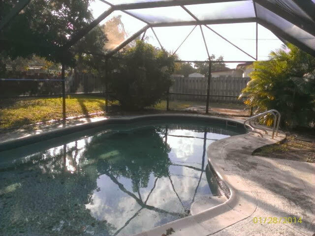 301 Pinehurst Road Palm Springs, FL 33461 - Photo 9 of 10 pool